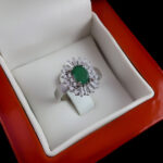 انگشتر زمرد زامبیا الماس تراش نقره زنانه طرح زلال - Image 3