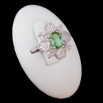 انگشتر الکساندریت الماس تراش نقره زنانه طرح زمانه - Image 4