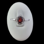 انگشتر گارنت اصل نقره زنانه طرح زیبنده - Image 3