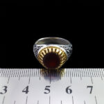 انگشتر گارنت نقره مردانه طرح دور طلایی سلام بر حسین (ع) - Image 4