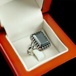 انگشتر حدید صینی نقره مردانه طرح کلاسیک رهبری + حکاکی - Image 5