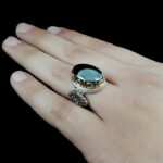 انگشتر حدید صینی نقره مردانه طرح دورطلایی جهاندار + حکاکی‌‌‌ - Image 3