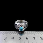 انگشتر نقره فیروزه نیشابوری دست ساز مردانه طرح مرداس - Image 2