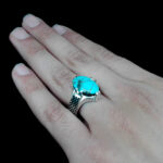 انگشتر نقره فیروزه نیشابوری دست ساز مردانه طرح هامون - Image 4