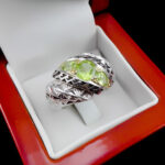 انگشتر زبرجد نقره مردانه فاخر دست ساز طرح گرگین - Image 2