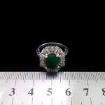 انگشتر زمرد الماس تراش نقره زنانه طرح ظریفه - Image 4