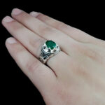 انگشتر زمرد هندی الماس تراش مردانه طرح رانین - Image 2