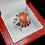 انگشتر عقیق یمنی سرخ نقره مردانه دست ساز فاخر طرح سوشیانت‌‌‌