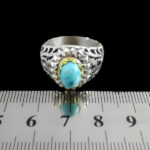 انگشتر نقره فیروزه نیشابوری دست ساز مردانه طرح دورطلایی آرسین‌‌‌ - Image 3