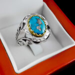 انگشتر نقره فیروزه نیشابوری دست ساز مردانه طرح دورطلایی ازشک‌‌‌ - Image 5