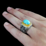 انگشتر نقره فیروزه نیشابوری دست ساز مردانه طرح دورطلایی فاخر بهنیا‌‌‌ - Image 5