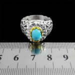 انگشتر نقره فیروزه نیشابوری دست ساز مردانه طرح دورطلایی دانیال‌‌‌ - Image 2