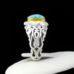 انگشتر نقره فیروزه نیشابوری دست ساز مردانه طرح دورطلایی ژیوار‌‌‌ - Image 5