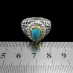 انگشتر نقره فیروزه نیشابوری دست ساز مردانه طرح دورطلایی سامیار‌‌‌ - Image 4