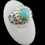 انگشتر نقره فیروزه نیشابوری دست ساز مردانه طرح دورطلایی سیام