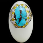 انگشتر فیروزه نیشابوری دست ساز فاخر نقره مردانه طرح دور طلایی بوشیتا - Image 4