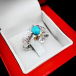 انگشتر فیروزه نیشابوری دست ساز نقره مردانه طرح هورداد - Image 3