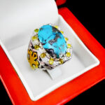 انگشتر فیروزه نیشابوری دست ساز نقره مردانه طرح فاخر هیتاسب - Image 2