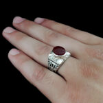 انگشتر عقیق یمنی سرخ نقره مردانه دست ساز طرح شکور - Image 4