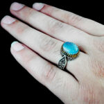 انگشتر عقیق کبود یمنی نقره مردانه طرح فرشاد + حکاکی «لا اله الا الله الملک الحق المبین» - Image 2