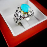 انگشتر فیروزه نیشابوری دست ساز فاخر نقره مردانه طرح دور طلایی برزو - Image 4