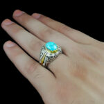 انگشتر فیروزه نیشابوری دست ساز فاخر نقره مردانه طرح دور طلایی سیروان - Image 5