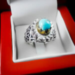 انگشتر فیروزه نیشابوری نقره دست ساز فاخر مردانه طرح دور طلایی شادمهر - Image 4