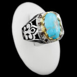 انگشتر فیروزه نیشابوری نقره دست ساز فاخر مردانه طرح دور طلایی هیمن