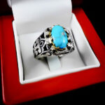 انگشتر فیروزه نیشابوری نقره دست ساز فاخر مردانه طرح دور طلایی هیمن - Image 3