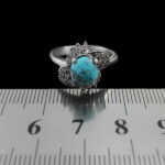 انگشتر فیروزه نیشابوری نقره زنانه طرح رزان - Image 2