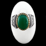 انگشتر عقیق سبز نقره مردانه طرح دورطلایی هیربد - Image 3