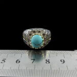 انگشتر فیروزه نیشابوری دست ساز فاخر نقره مردانه طرح دور طلایی سیروان - Image 2