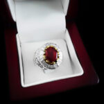انگشتر عقیق سرخ یمنی دست ساز نقره مردانه طرح دورطلایی نکیسا - Image 5