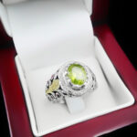 انگشتر زبرجد الماس تراش نقره مردانه دست ساز طرح مهراب با تزئین یاقوت سرخ - Image 4