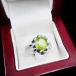 انگشتر زبرجد الماس تراش نقره مردانه طرح مزدک - Image 3