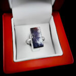 انگشتر عقیق شجر نقره دست ساز طرح مستطیلی باژین +حرز امام جواد (ع) +تربت امام حسین (ع) - Image 3