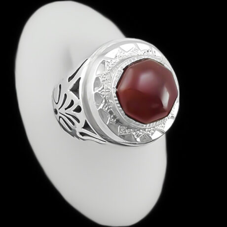 انگشتر عقیق سرخ یمنی نقره دست ساز مردانه طرح فاخر آریان