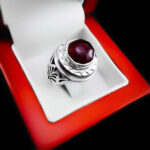 انگشتر عقیق سرخ یمنی نقره دست ساز مردانه طرح فاخر آریان - Image 4