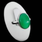 انگشتر عقیق سبز نقره دست ساز مردانه و زنانه طرح بیضی ساده