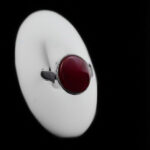 انگشتر عقیق یمنی سرخ و مشکی نقره دست ساز مردانه و زنانه طرح دو عقیق ۲+ حرز امام جواد (ع)