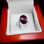 انگشتر عقیق یمنی سرخ و مشکی نقره دست ساز مردانه و زنانه طرح دو عقیق ۲+ حرز امام جواد (ع) - Image 5