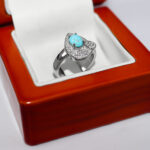 انگشتر فیروزه نیشابوری نقره زنانه طرح اشکام - Image 2