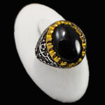 انگشتر عقیق مشکی نقره مردانه طرح دورطلایی یاحسین (ع)