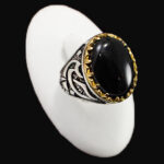 انگشتر عقیق مشکی نقره مردانه طرح دورطلایی یا حسین