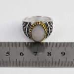 انگشتر عقیق کبود یمنی نقره مردانه دور طلایی طرح اروند - Image 2