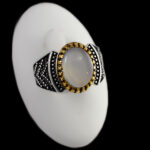 انگشتر عقیق کبود یمنی نقره مردانه دور طلایی طرح اروند