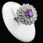 انگشتر نقره زنانه طرح گل بنفش با سنگ آمیتیست