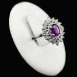 انگشتر نقره زنانه طرح حلما با سنگ آمیتیست