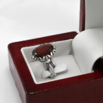 انگشتر نقره مردانه طرح مهراد با سنگ گارنت الماس تراش - Image 2