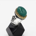 انگشتر عقیق سبز نقره مردانه طرح دورطلایی سهیل - Image 2